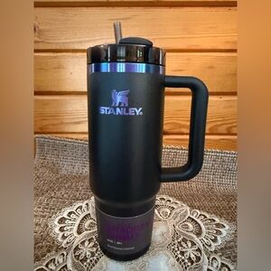 Stanley 30 oz Quencher- Flowstate Tumbler